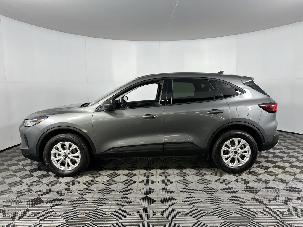 Used 2025 Ford Escape Active image 8