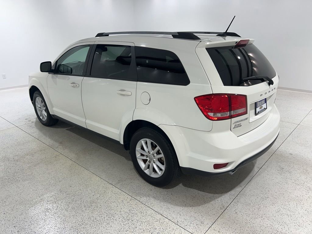 Used 2017 Dodge Journey SXT FWD image 3