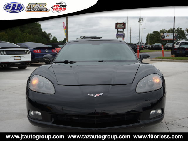Used 2008 Chevrolet Corvette Coupe w/ Preferred Equipment Group RWD image 4