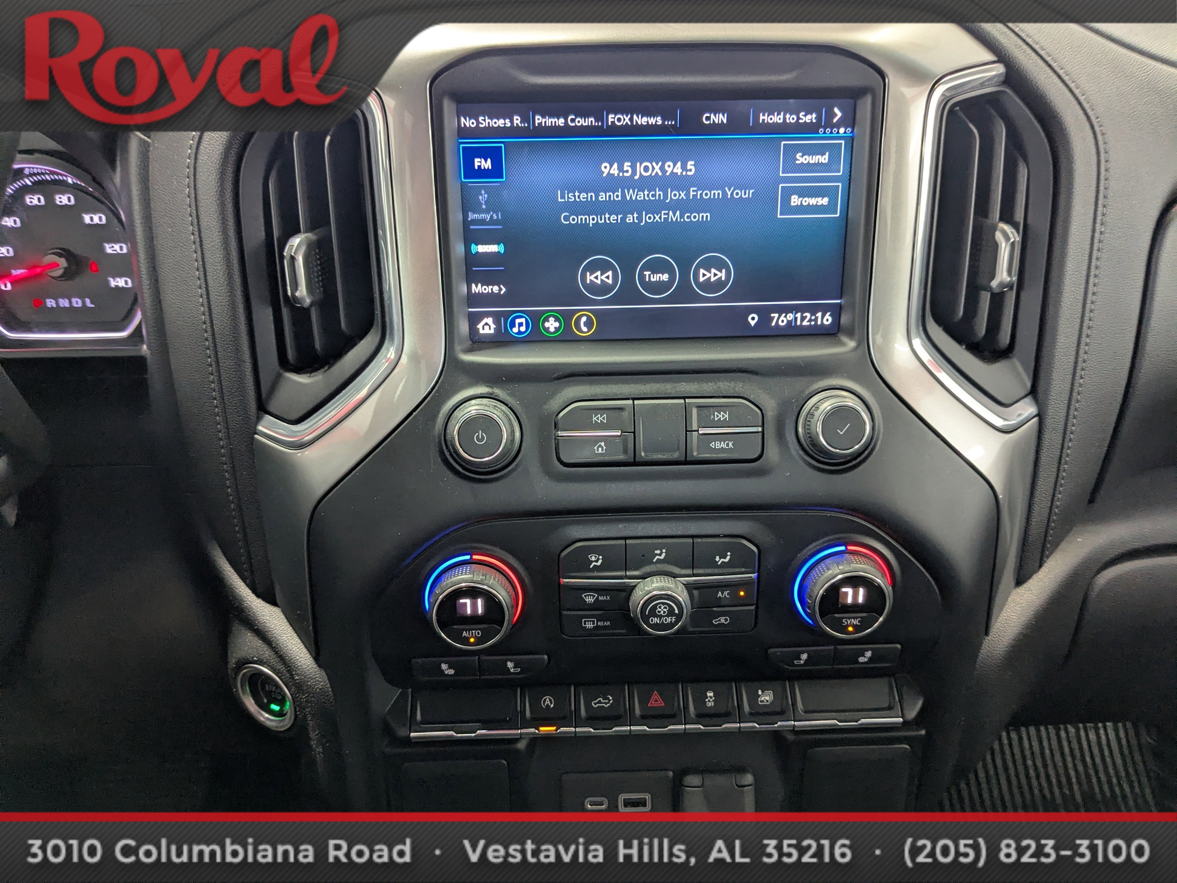 Used 2021 Chevrolet Silverado 1500 LT AWD/4WD image 19
