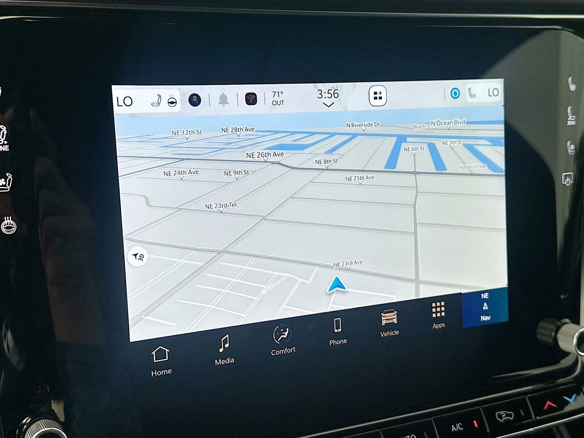 Used 2025 Jeep Wagoneer Series II image 14