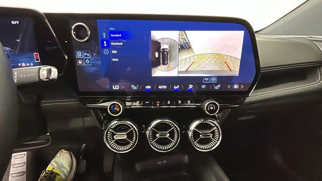 Used 2024 Chevrolet Blazer EV LT AWD/4WD image 25