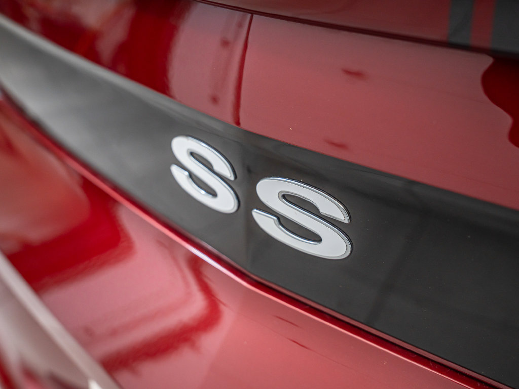Used 2010 Chevrolet Camaro SS w/ RS Package RWD image 17