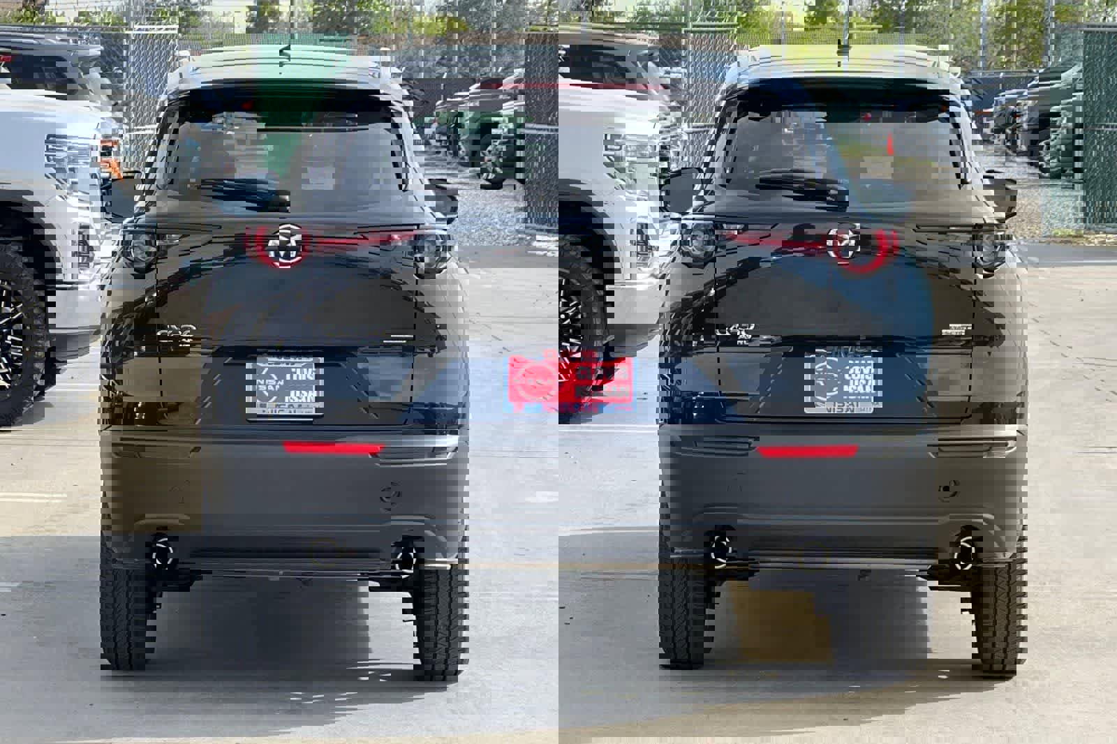 Used 2024 MAZDA CX-30 AWD 2.5 S w/ Premium Package image 8