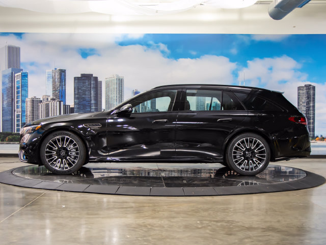New 2026 Mercedes-Benz E 53 AMG e 4MATIC Wagon image 6