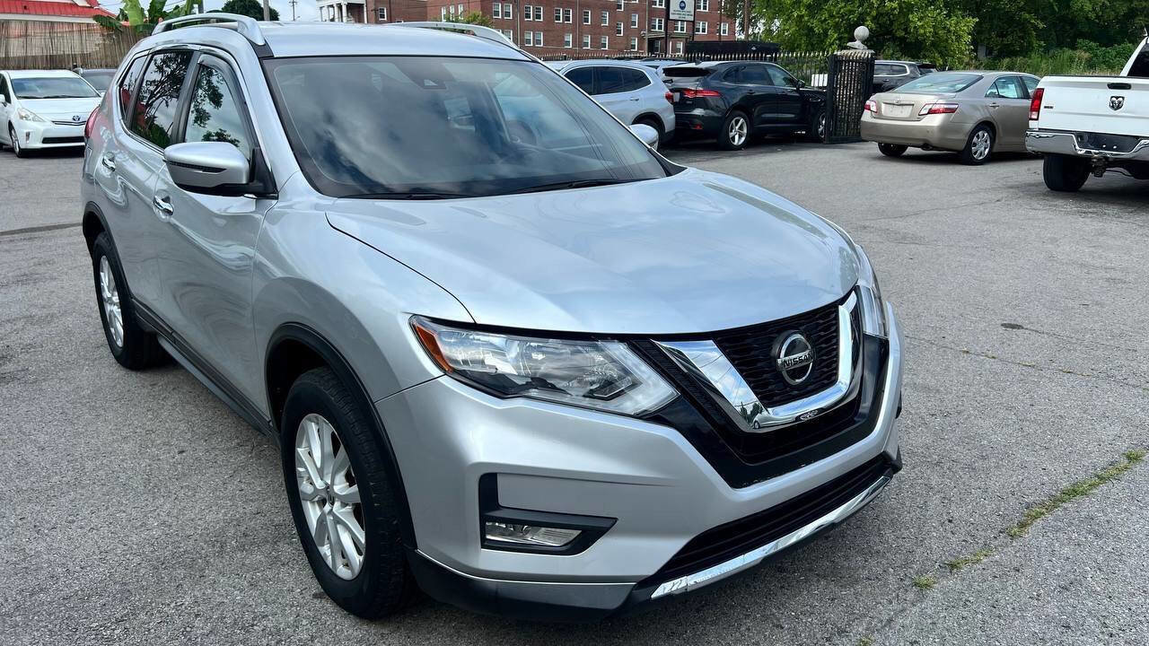 Used 2019 Nissan Rogue SV w/ Sun & Sound Touring Package image 7