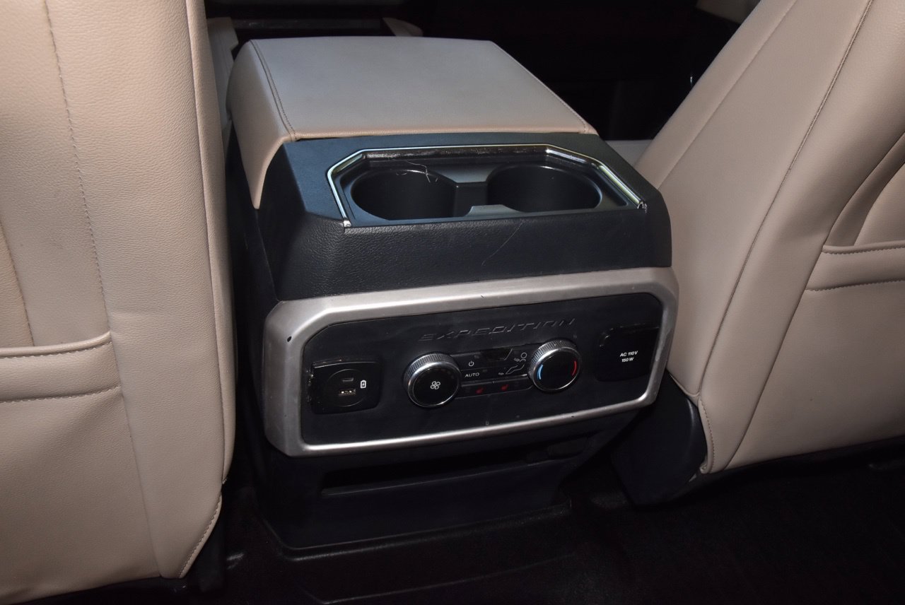 Used 2022 Ford Expedition Limited RWD image 19