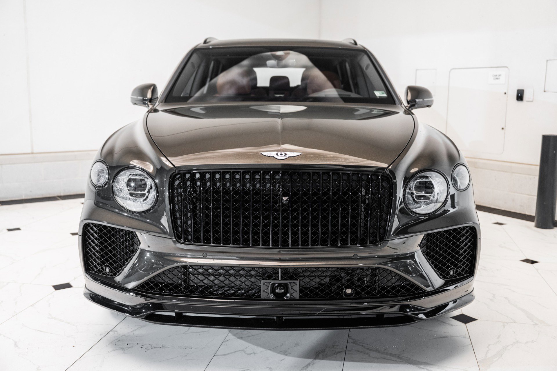 New 2025 Bentley Bentayga image 8