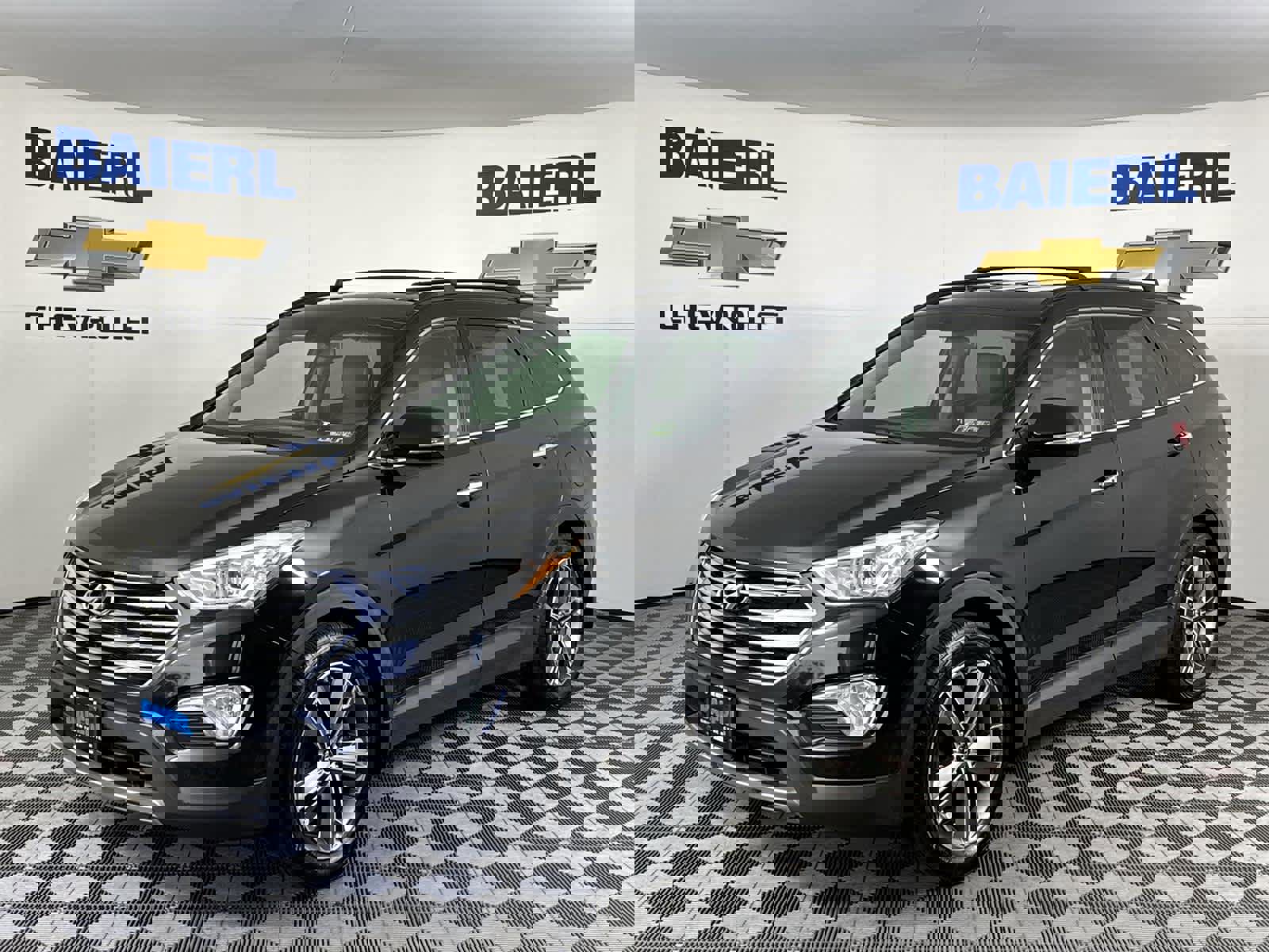 Used 2016 Hyundai Santa Fe Limited image 1