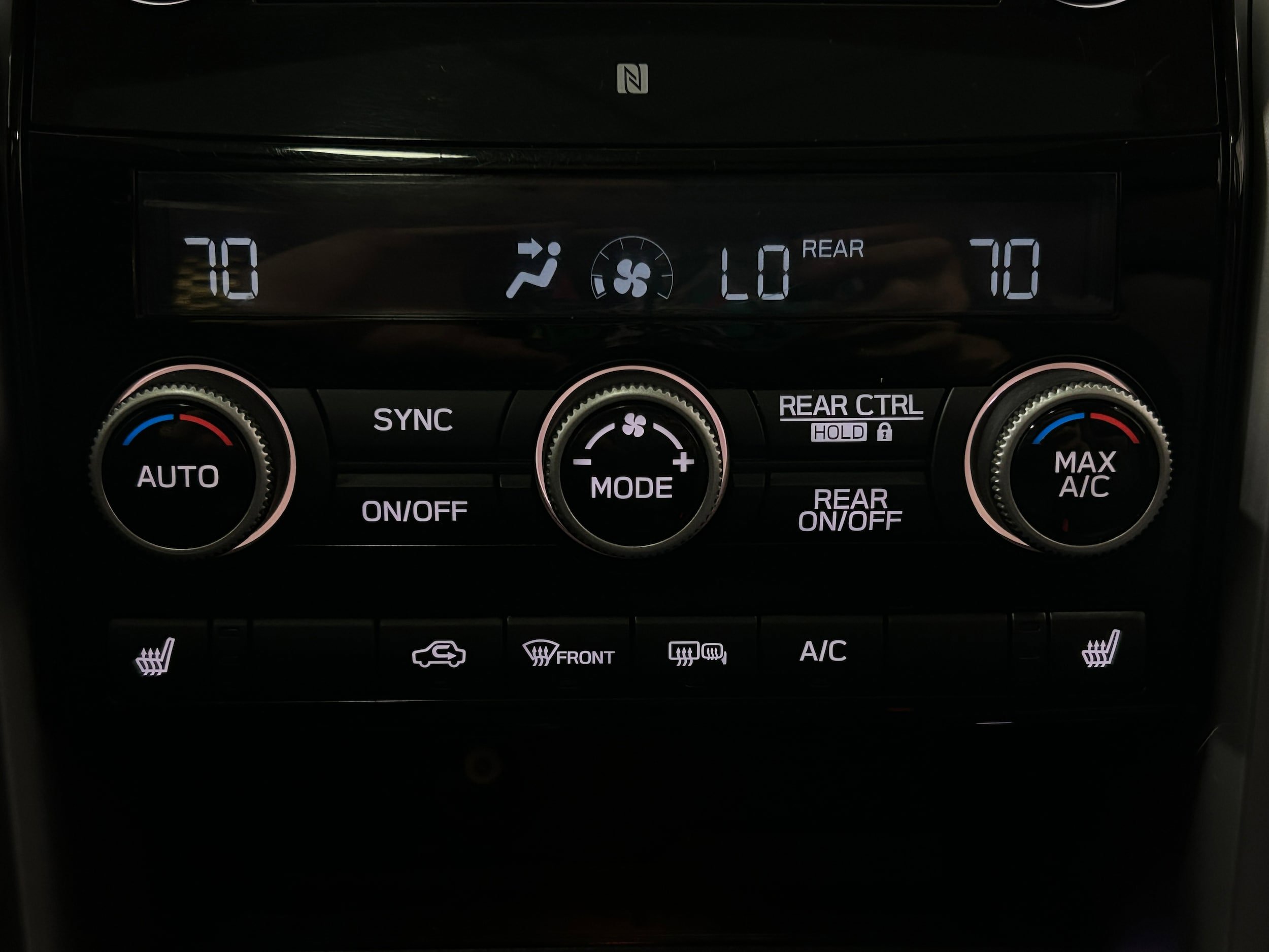 Used 2021 Subaru Ascent Limited w/ Technology Package image 10