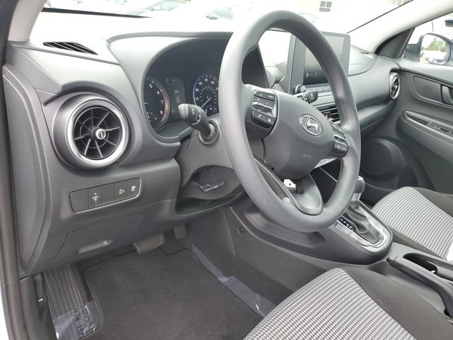 Certified 2023 Hyundai Kona SE w/ Cargo Package AWD/4WD image 19