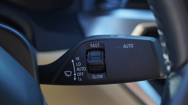 Used 2022 BMW 330i Sedan image 32