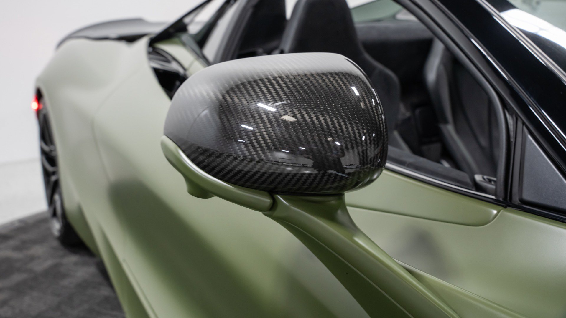 Used 2026 McLaren 750S image 23