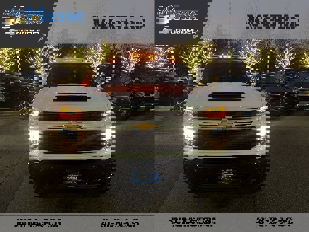 Used 2025 Chevrolet Silverado 2500 Custom w/ Custom Value Package image 5