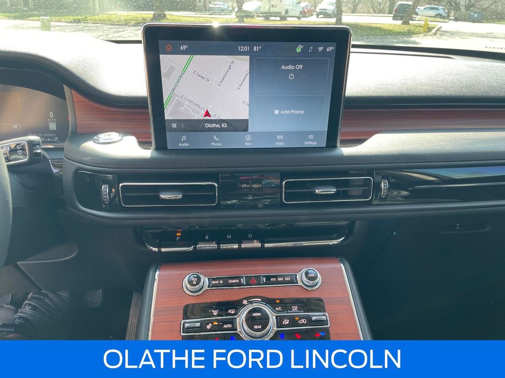 Used 2024 Lincoln Aviator Reserve w/ Equipment Group 201A image 12