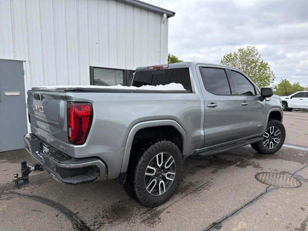 Used 2024 GMC Sierra 1500 AT4 w/ Technology Package AWD/4WD image 3