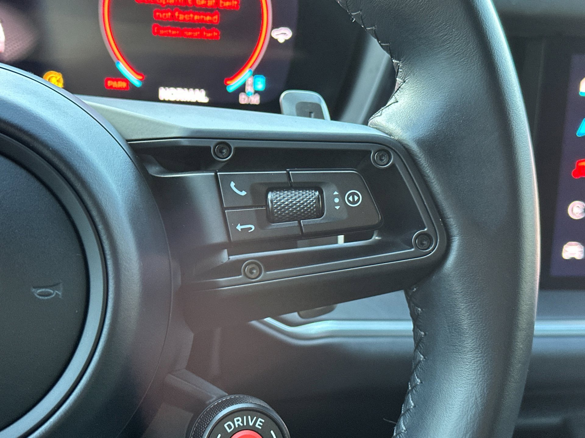 Used 2024 Porsche Cayenne Turbo GT image 28