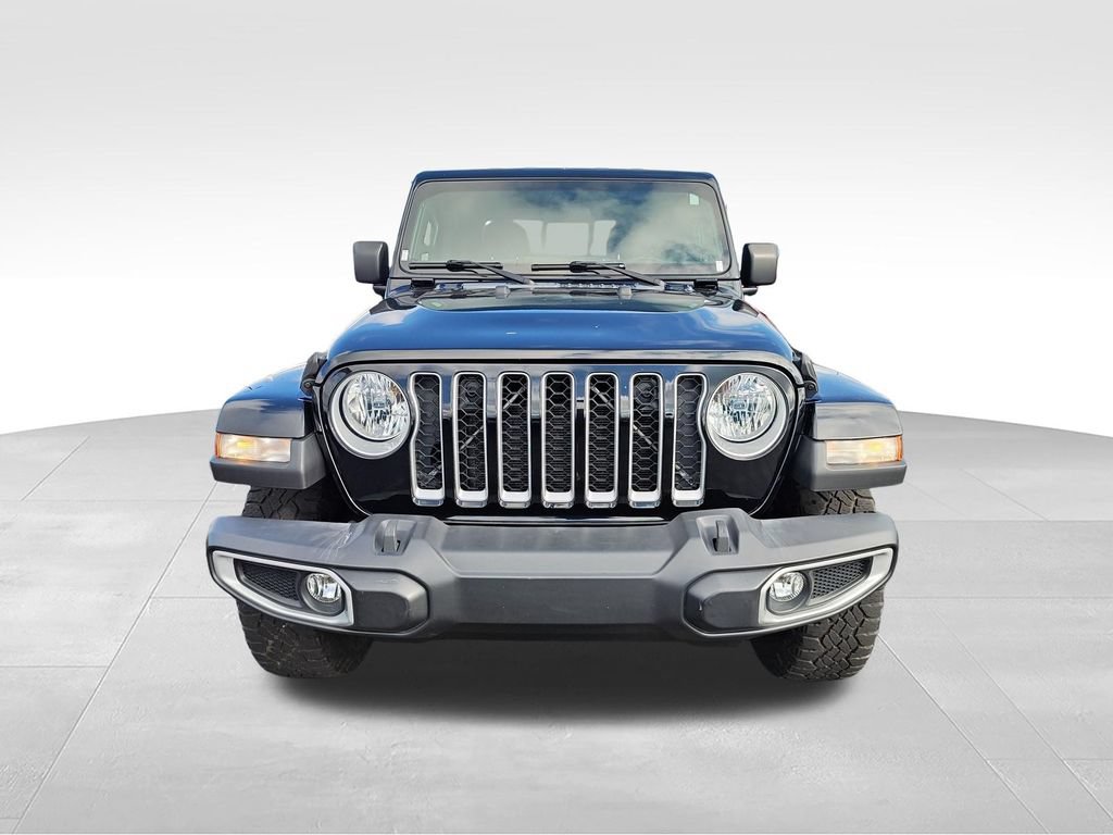 Used 2021 Jeep Gladiator Overland w/ Cold Weather Group AWD/4WD image 8