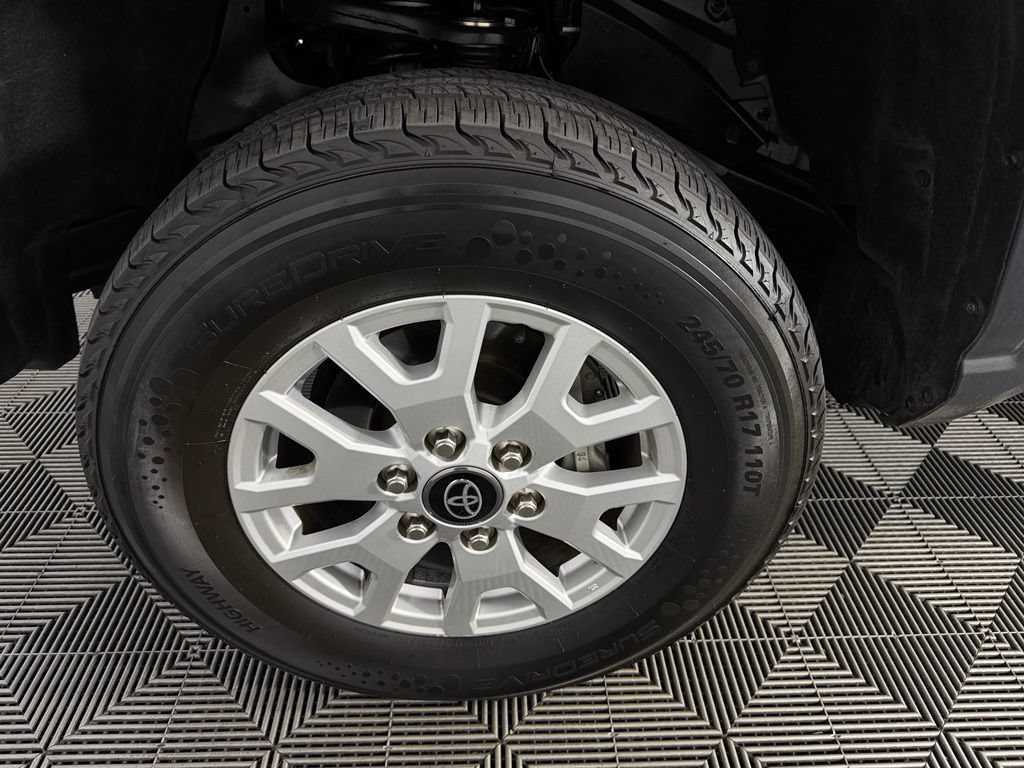 Used 2024 Toyota Tacoma SR5 RWD image 11