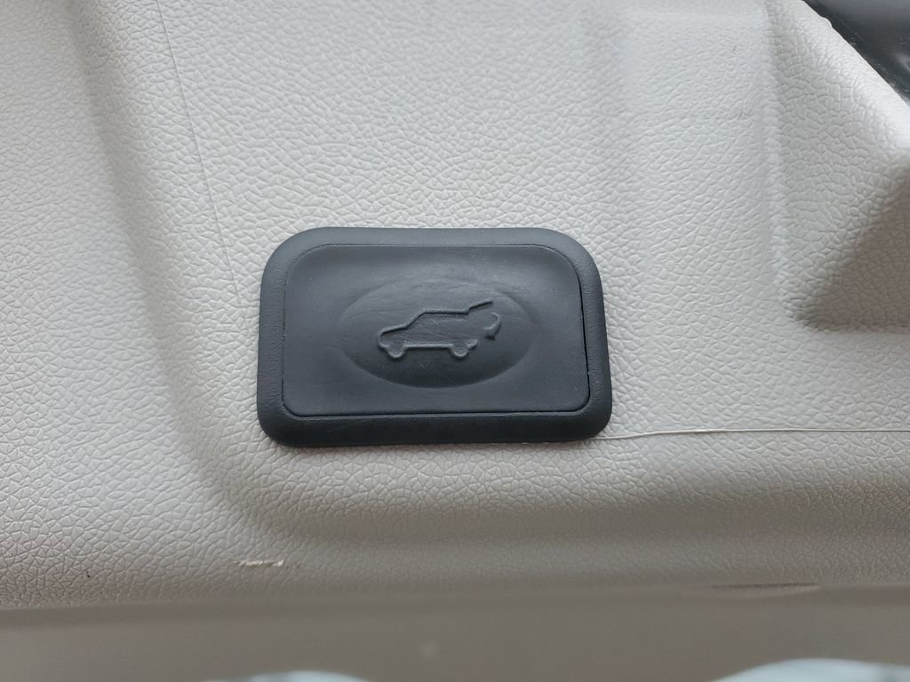 Used 2017 Buick Enclave Convenience image 28