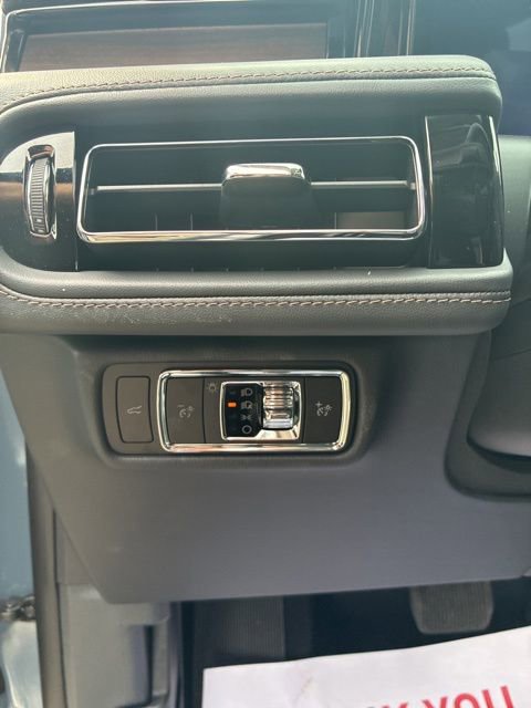New 2026 Lincoln Aviator Reserve AWD/4WD image 13