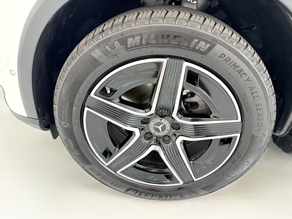 Certified 2026 Mercedes-Benz GLC 300 4MATIC image 29
