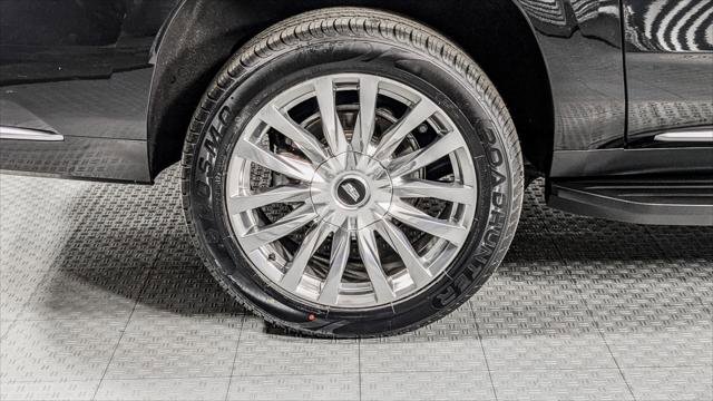 Used 2022 Cadillac Escalade ESV Premium Luxury AWD/4WD image 36