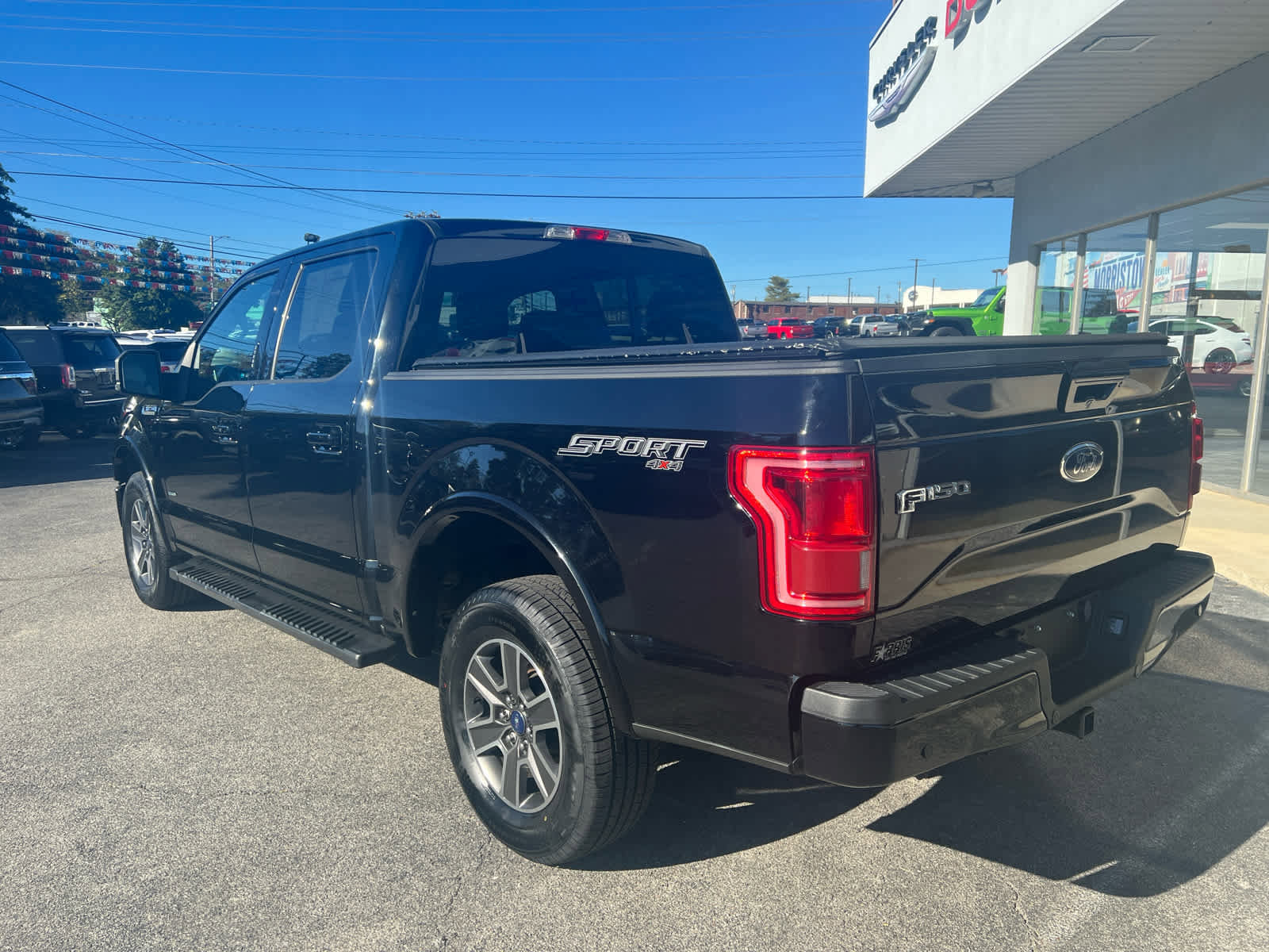 Used 2017 Ford F150 Lariat image 10