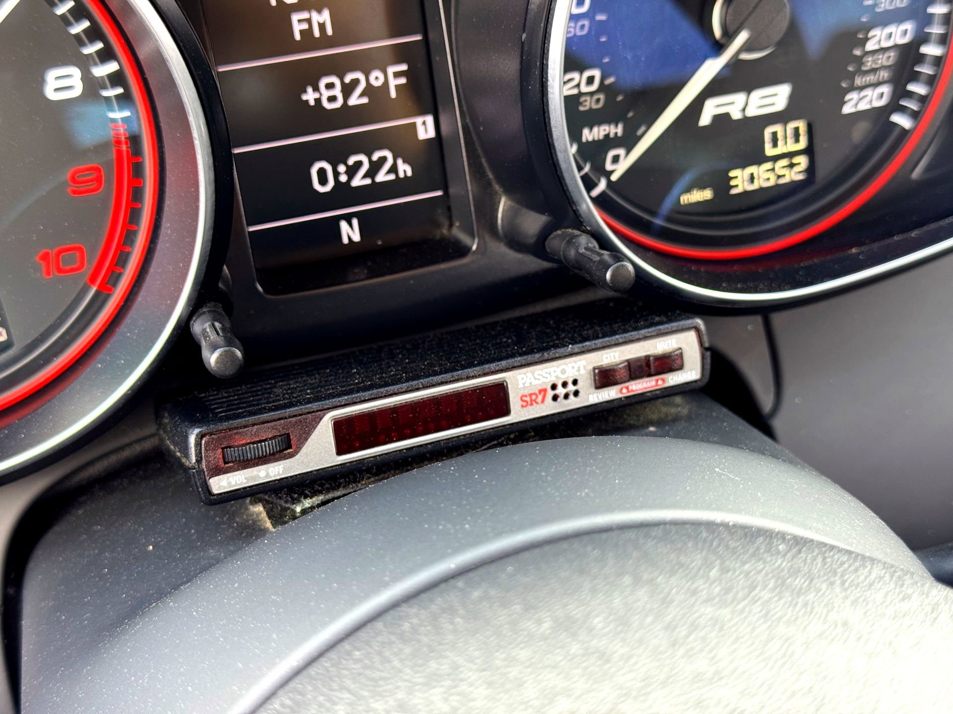 Used 2011 Audi R8 V10 w/ Enhanced Leather Pkg image 35