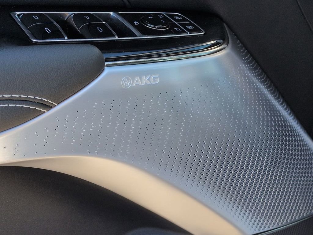 Used 2026 Cadillac Lyriq Premium Sport image 16