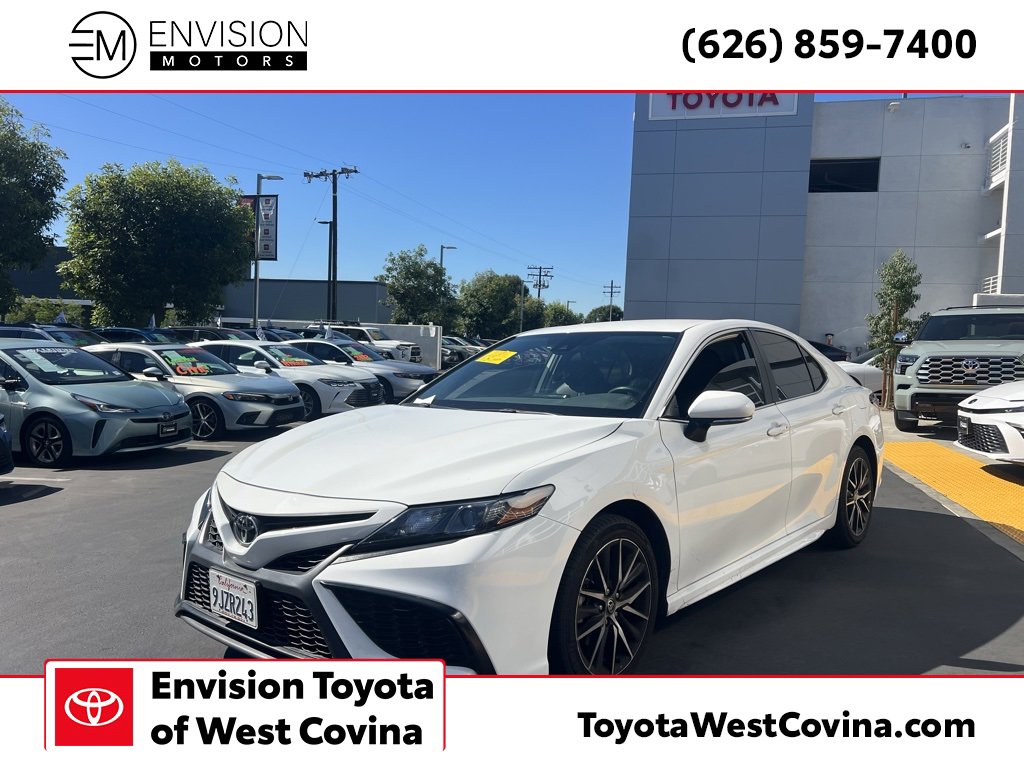 Used 2024 Toyota Camry SE