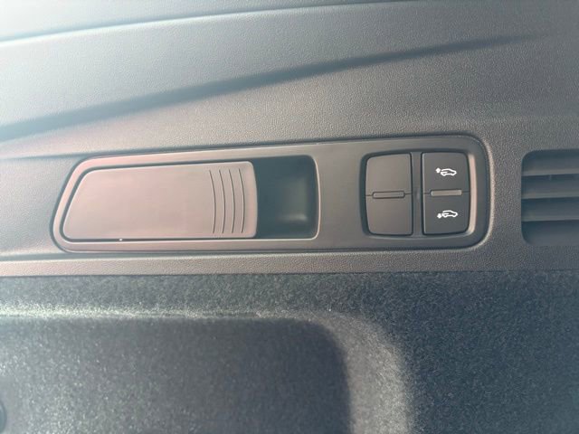 New 2025 Audi SQ5 Premium Plus image 37