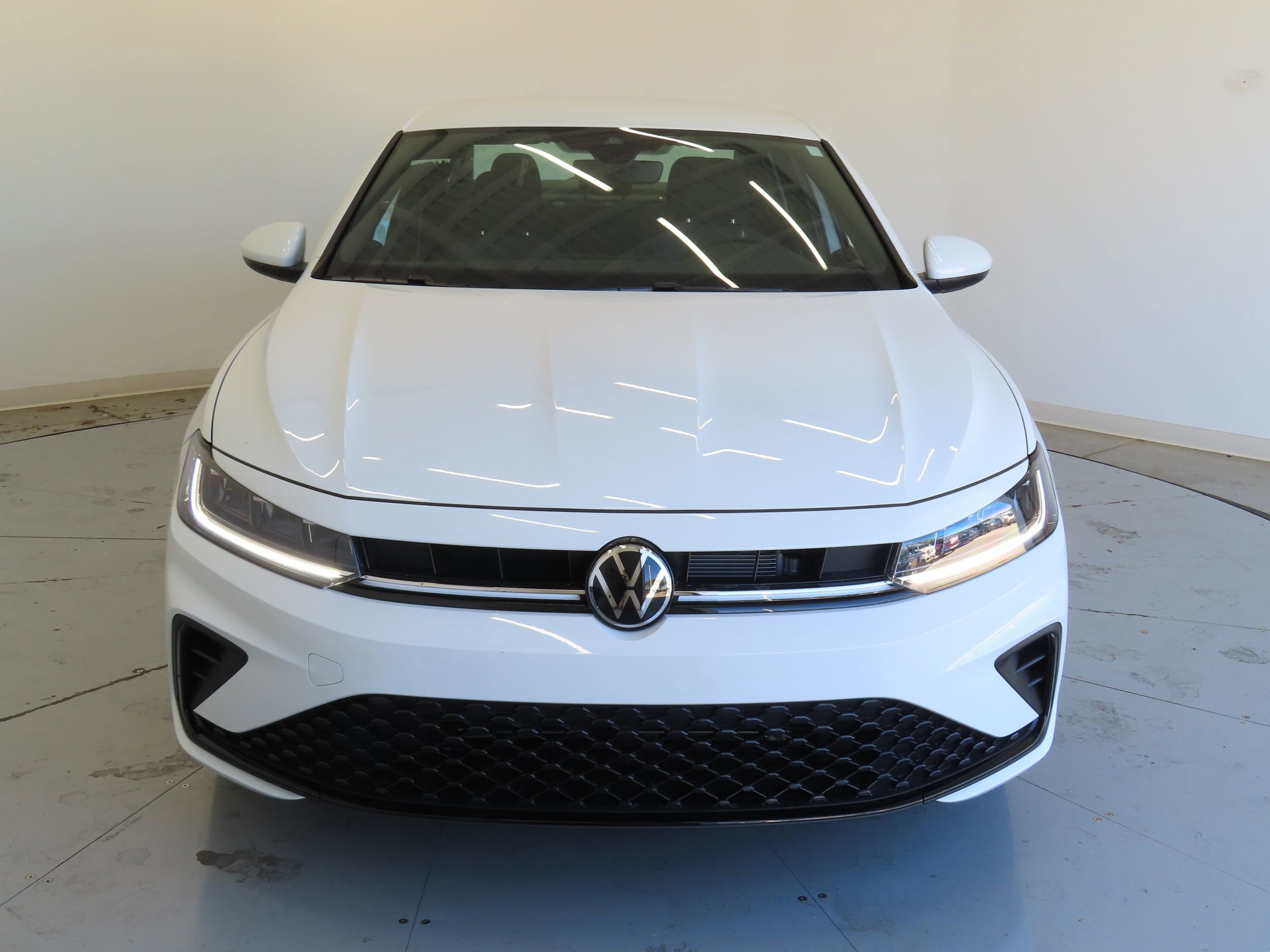New 2026 Volkswagen Jetta Sport FWD image 8