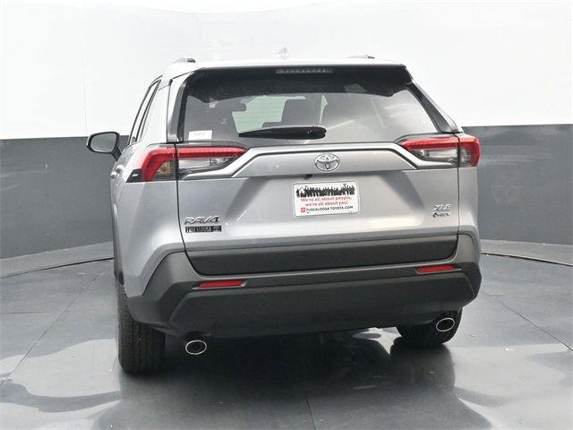 New 2025 Toyota RAV4 XLE image 18