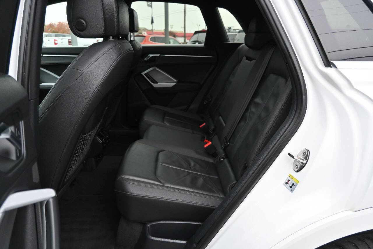 Used 2021 Audi Q3 2.0T Premium AWD/4WD image 11