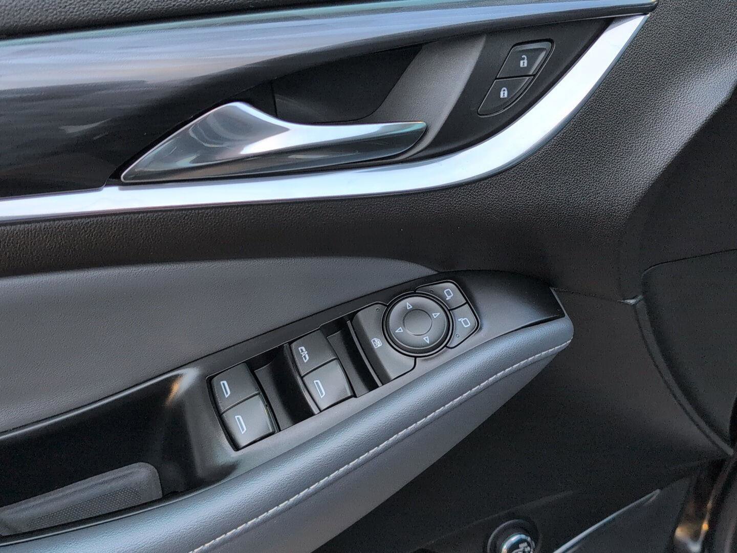 Used 2024 Buick Enclave Essence w/ Experience Buick Package image 17