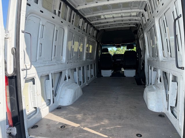 Used 2023 Mercedes-Benz Sprinter 2500 image 16