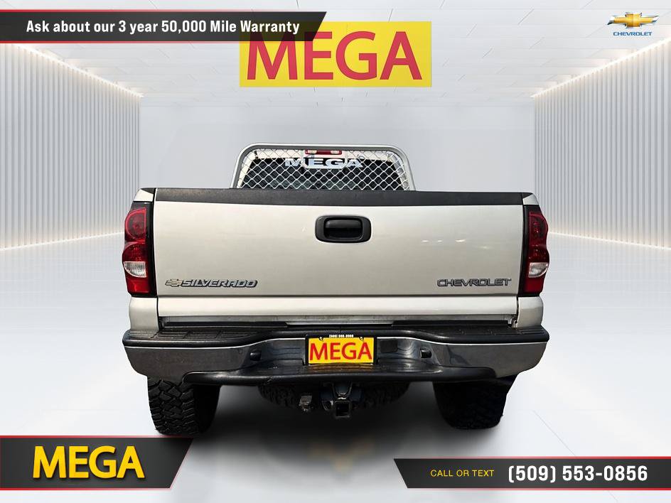 Used 2004 Chevrolet Silverado 2500 LT w/ Skid Plate Package AWD/4WD image 7