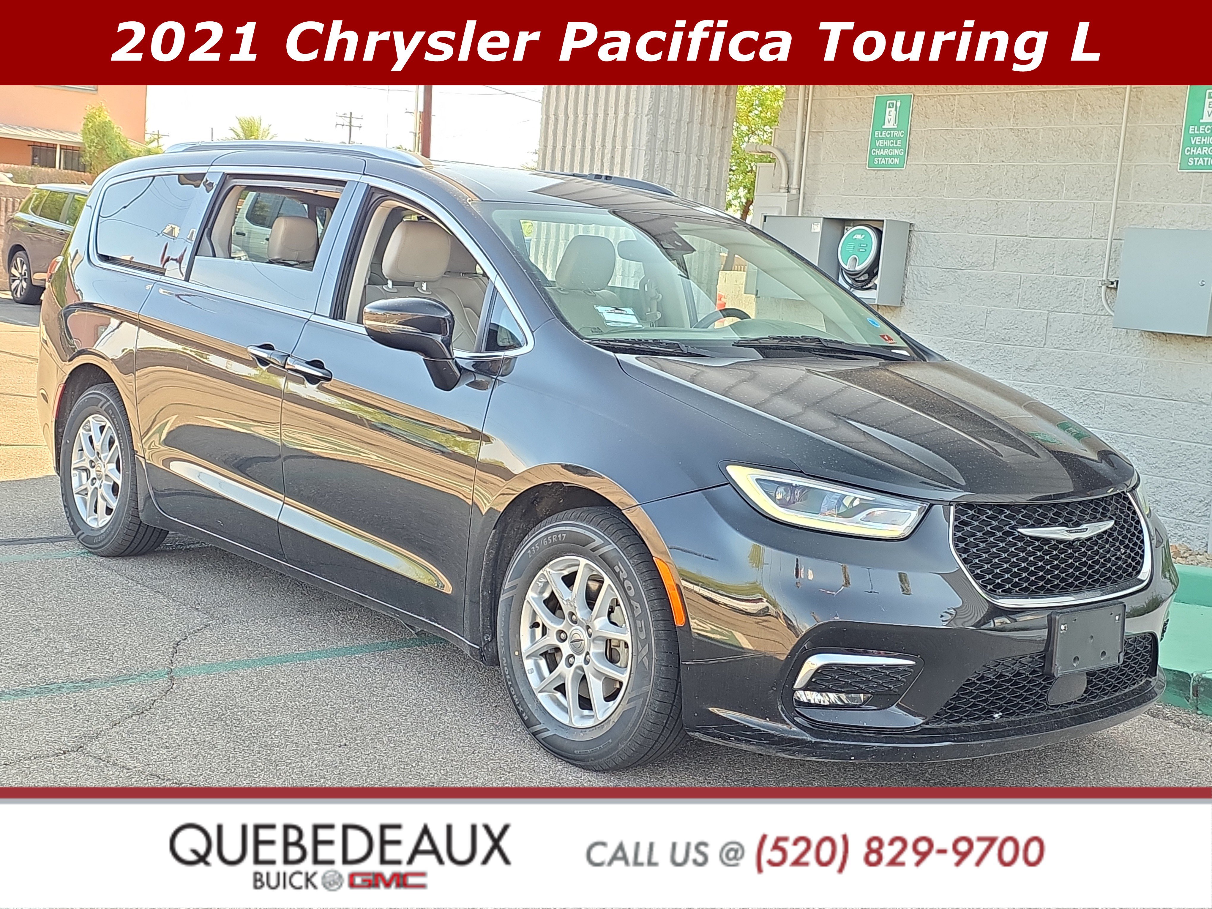 Used 2021 Chrysler Pacifica Touring-L FWD image 1