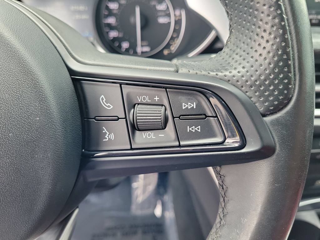 Used 2022 Alfa Romeo Stelvio Sprint RWD image 19