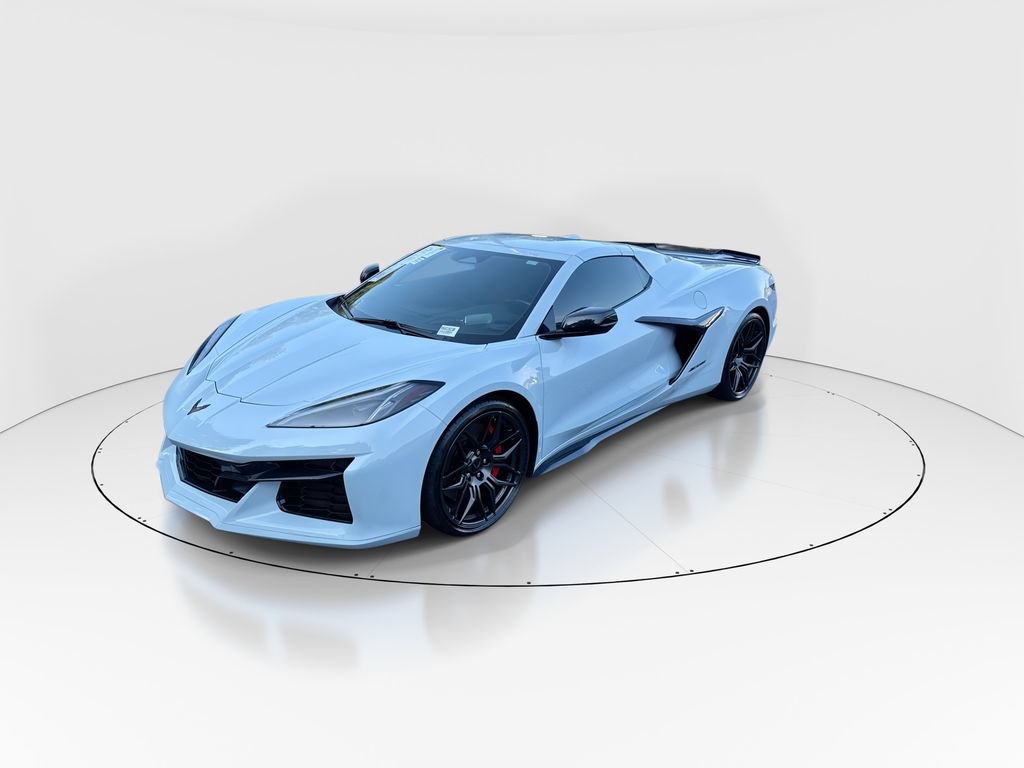 Used 2024 Chevrolet Corvette Z06 RWD image 4