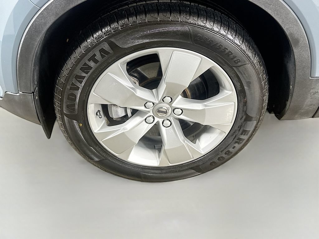 Used 2020 Volvo XC40 T5 Momentum AWD/4WD image 13