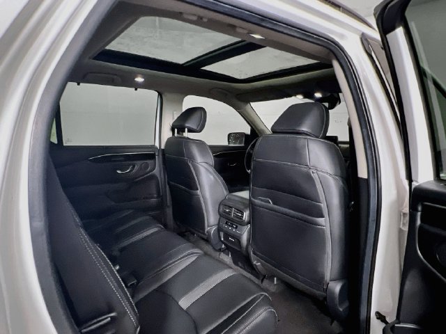 Certified 2024 Honda Pilot Touring image 22
