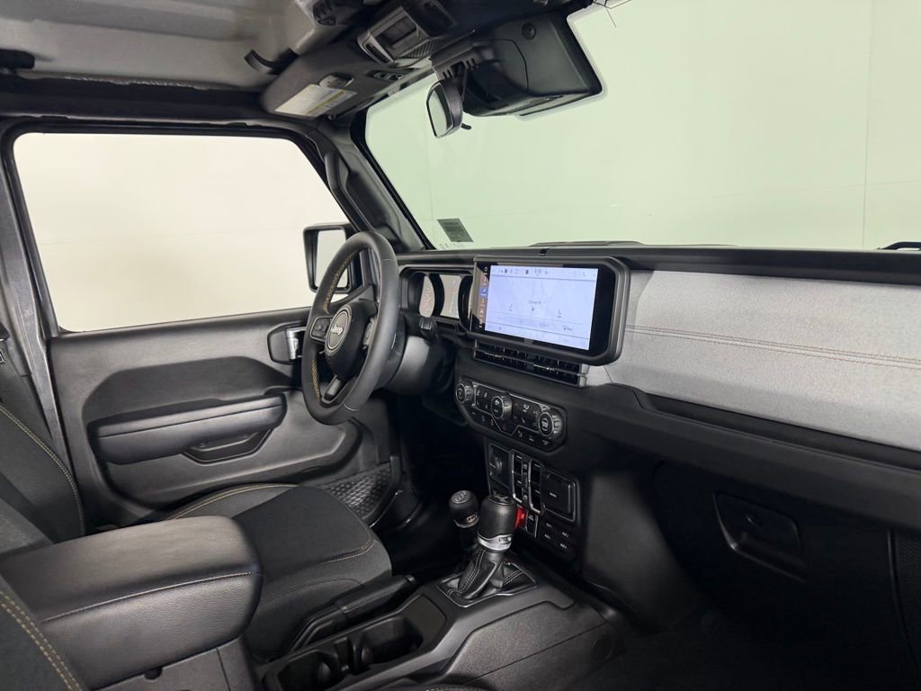 Used 2024 Jeep Wrangler Unlimited Sport AWD/4WD image 30