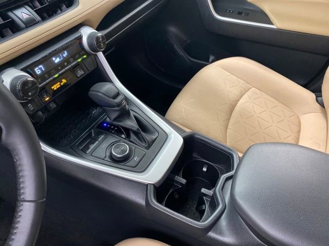 Certified 2022 Toyota RAV4 XLE image 21
