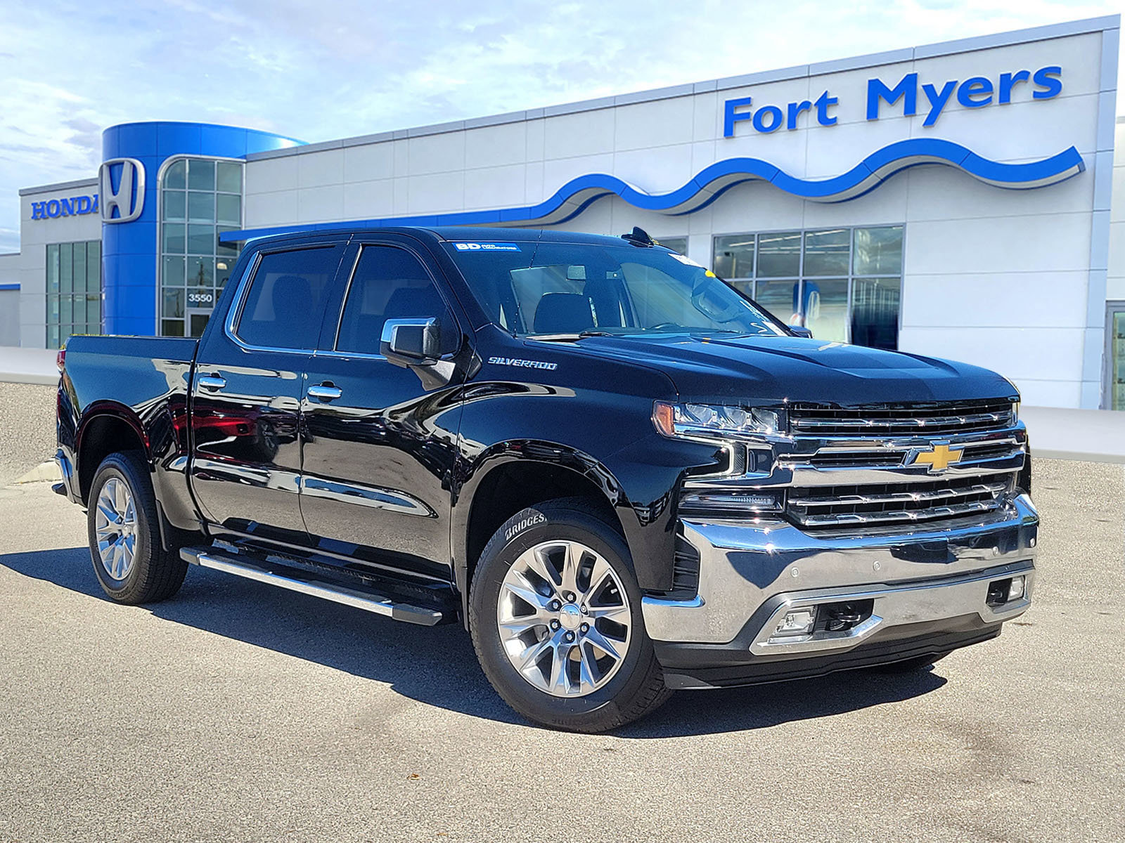 Used 2022 Chevrolet Silverado 1500 LTZ video 1