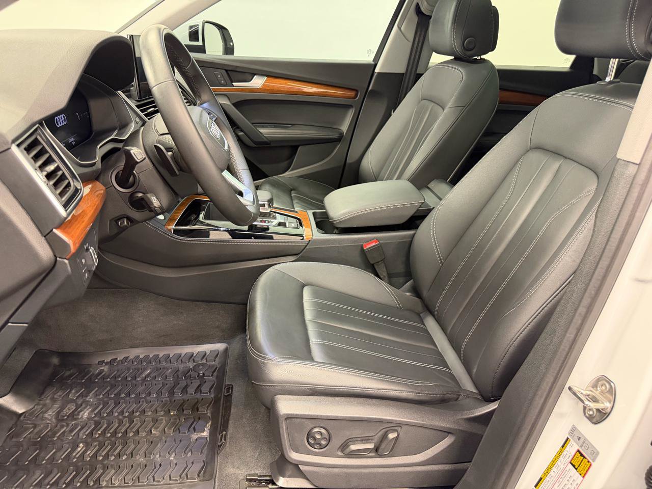 Used 2023 Audi Q5 2.0T Premium Plus AWD/4WD image 4