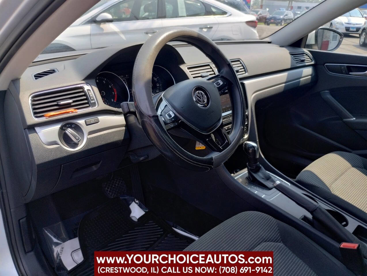 Used 2017 Volkswagen Passat 1.8T S image 15