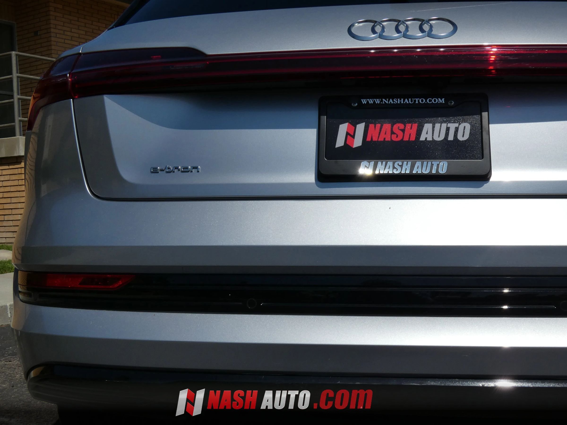 Used 2021 Audi e-tron Premium Plus AWD/4WD image 11