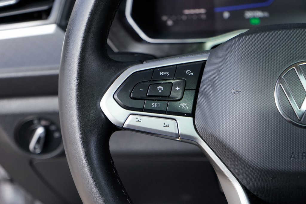 Used 2022 Volkswagen Jetta SE image 21